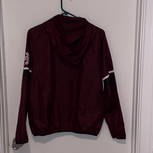 Jacket - Picture 2 of 4